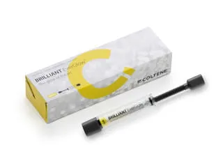 coltene Brilliant Everglow strzykawka A1 / B1 3g - Kompozyt do odbudowy zębów bocznych i przednich